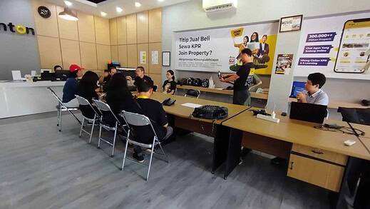 Rapat Sebelum Bikin Konten BCC Properti