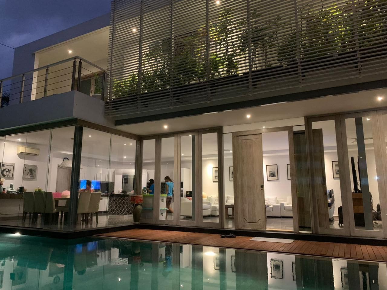 Turun Harga: Villa Minimalis Modern Indah Desain Arsitek Belanda Batu Belig Seminyak