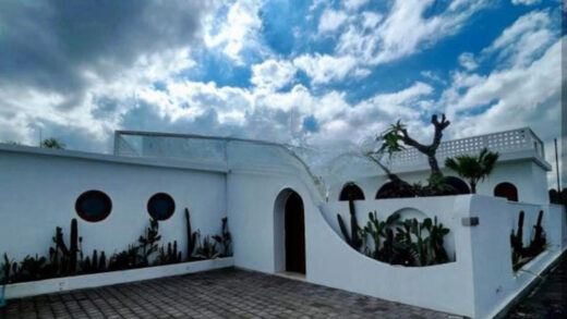 Jual Villa Cantik Hadap Barat 3 Kamar Pantai Kelating Tabanan