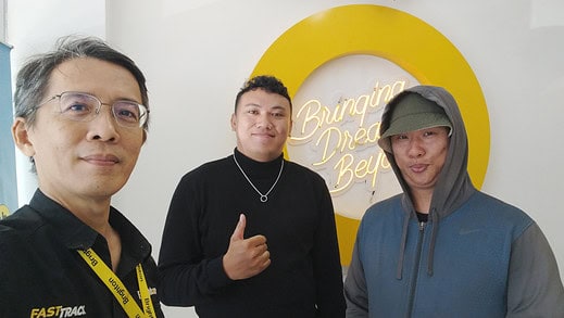 Mampir Kantor Brighton Circle Sanur Kamis 4 Des 2025