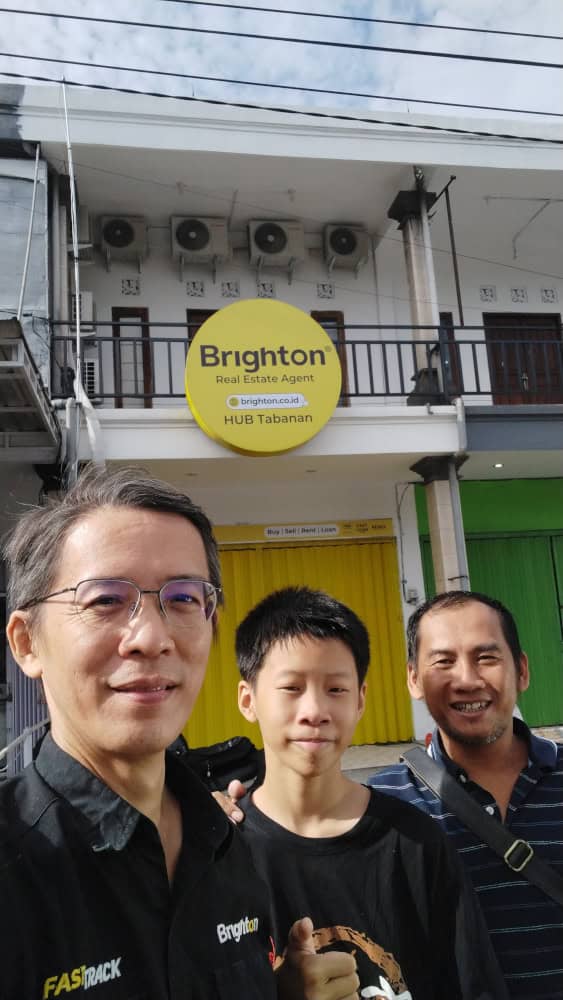 Senin Pagi Di Kantor Brighton Hub Tabanan Bali